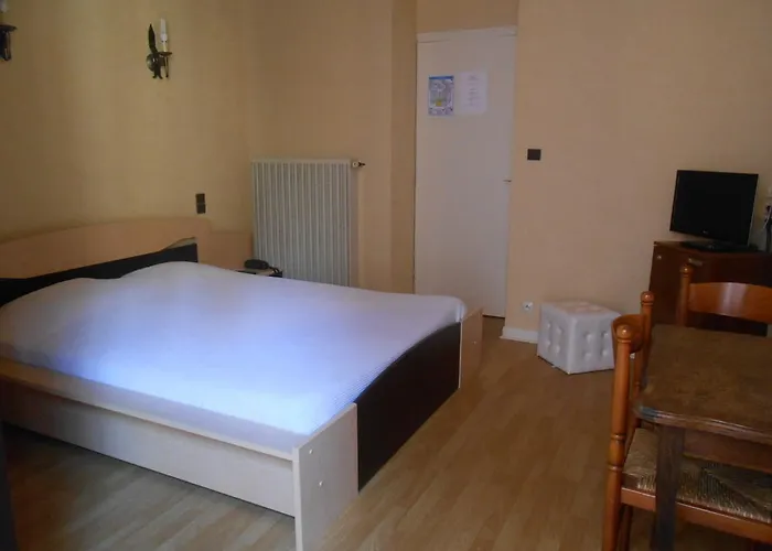 Hotel Aux Gorges Du Dourdou Grand-Vabre