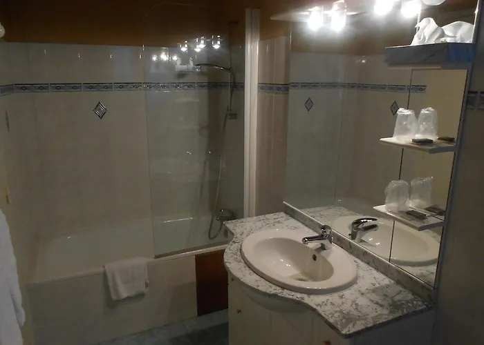 Hotel Aux Gorges Du Dourdou